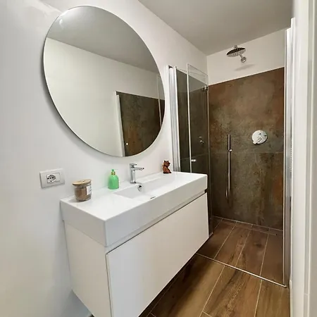 Del Duca Loft Apartment